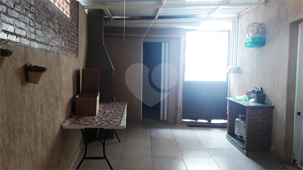 Casa totalmente térrea com 215 m² de área total