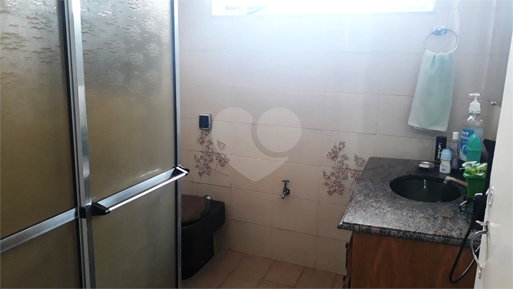 Casa totalmente térrea com 215 m² de área total
