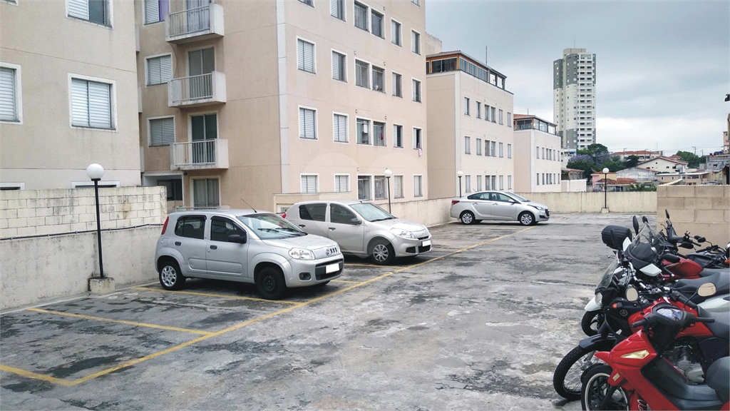 APARTAMENTO em VILA AMÁLIA (ZONA NORTE)