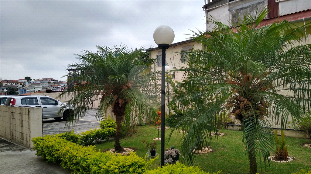 APARTAMENTO em VILA AMÁLIA (ZONA NORTE)