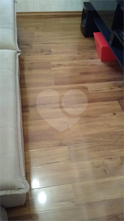 APARTAMENTO em VILA AMÁLIA (ZONA NORTE)