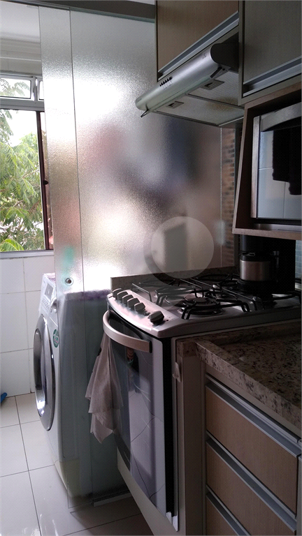APARTAMENTO em VILA AMÁLIA (ZONA NORTE)
