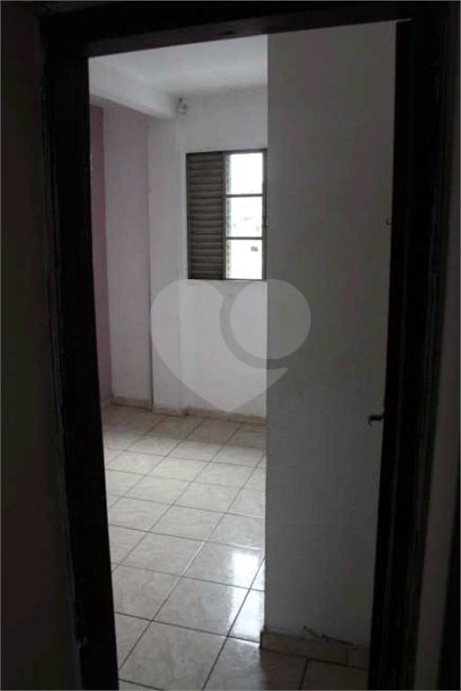 Prédio inteiro no bairro do Jardim Peri com 1.680 metros quadrados de esquina