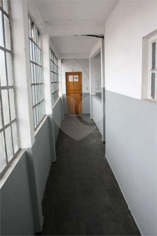 Prédio inteiro no bairro do Jardim Peri com 1.680 metros quadrados de esquina