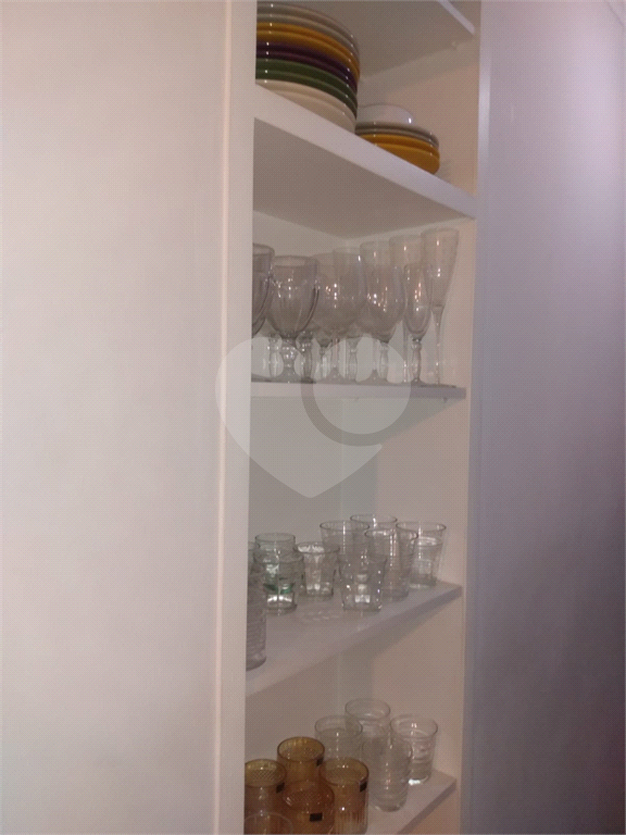 Apartamento na Água Fria, com 3 dormitórios, 1 vaga fixa, excelente localização.