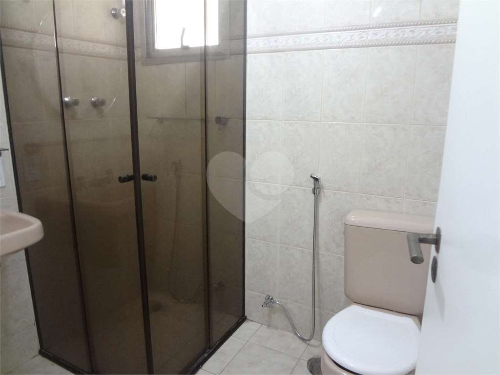 Apartamento na Água Fria, com 3 dormitórios, 1 vaga fixa, excelente localização.