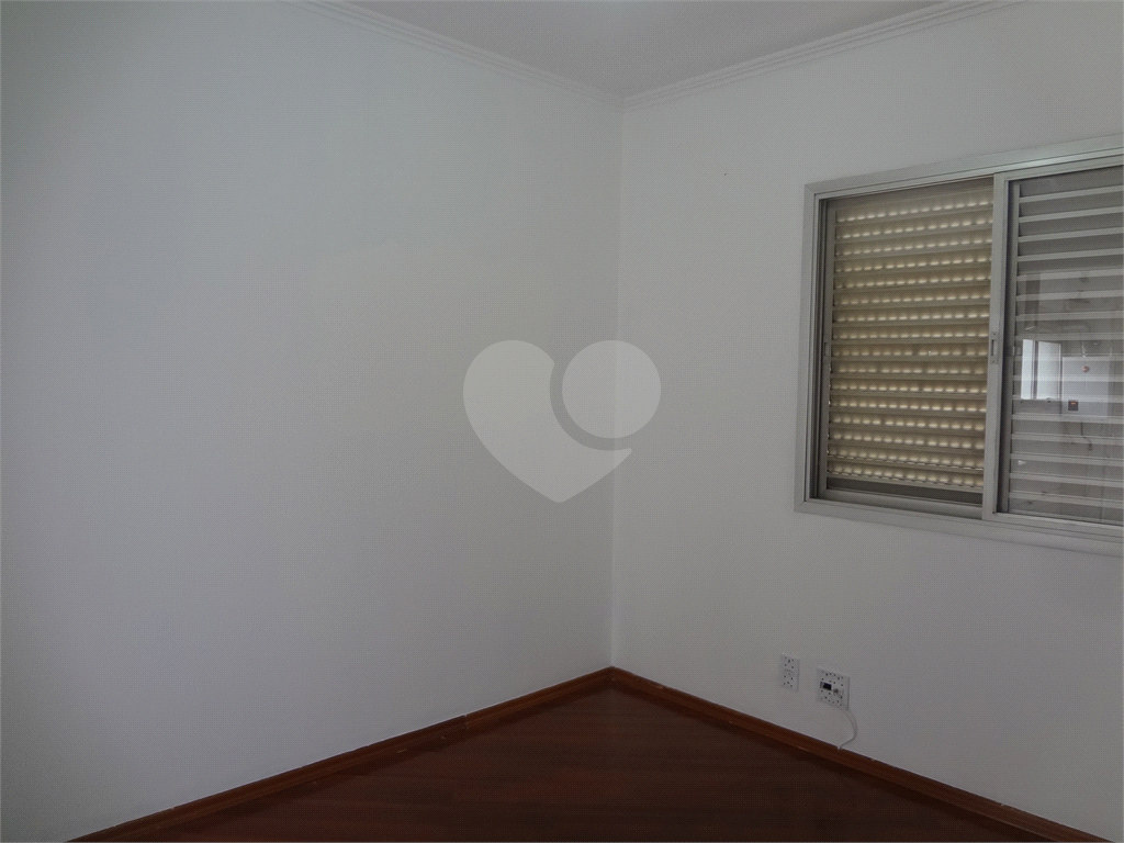 Apartamento na Água Fria, com 3 dormitórios, 1 vaga fixa, excelente localização.