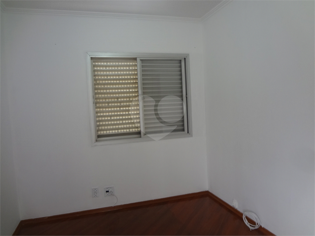 Apartamento na Água Fria, com 3 dormitórios, 1 vaga fixa, excelente localização.