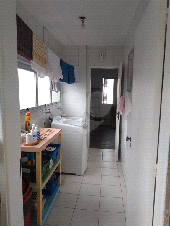 Apartamento na Água Fria, com 3 dormitórios, 1 vaga fixa, excelente localização.