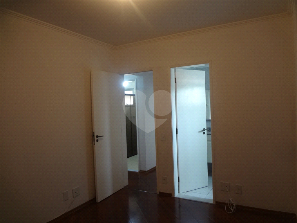 Apartamento na Água Fria, com 3 dormitórios, 1 vaga fixa, excelente localização.