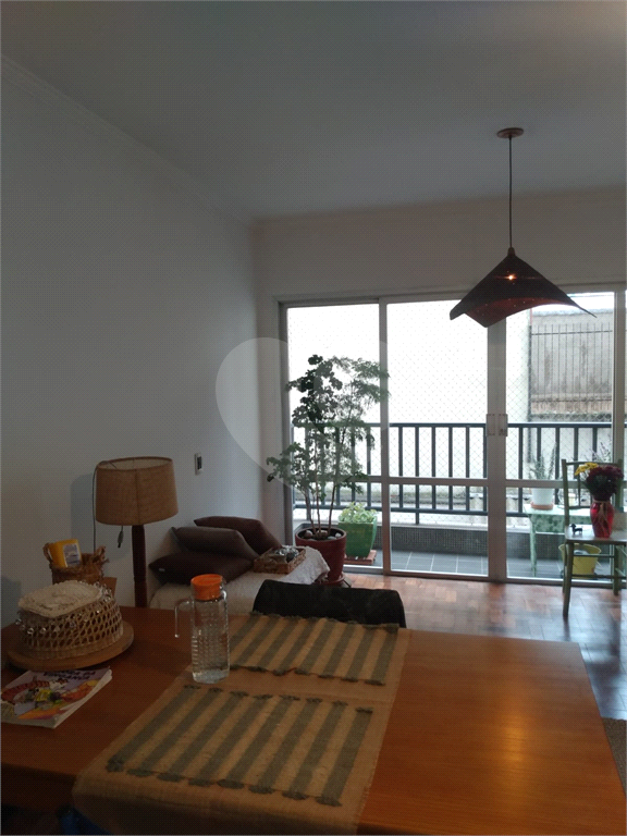 Apartamento na Água Fria, com 3 dormitórios, 1 vaga fixa, excelente localização.