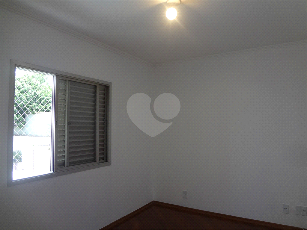 Apartamento na Água Fria, com 3 dormitórios, 1 vaga fixa, excelente localização.