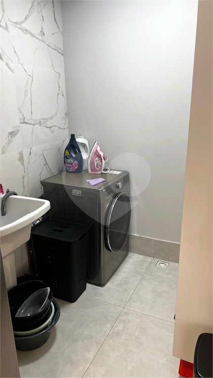  Apartamento Reformado com Varanda Gourmet na Vila Ester | 2 Dormitórios,1 vaga e  Lazer Completo 