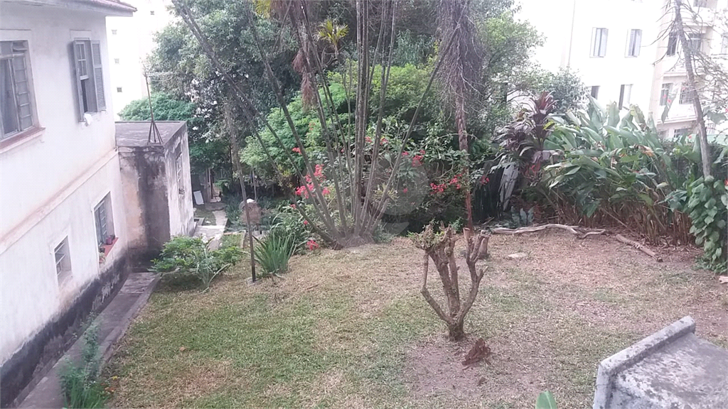 Terreno – Tucuruvi – 1100 m2 . Frente 22,30 metros  – a 200 metros do ASSAI - na Av. Cel Sezefredo  