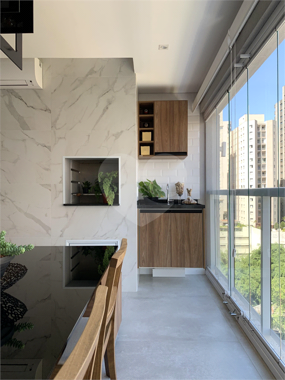 Apartamento Santa Terezinha com varanda gourmet na Rua Itaci - Bairro Santa Terezinha