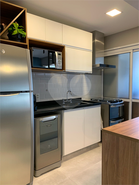 Apartamento Santa Terezinha com varanda gourmet na Rua Itaci - Bairro Santa Terezinha