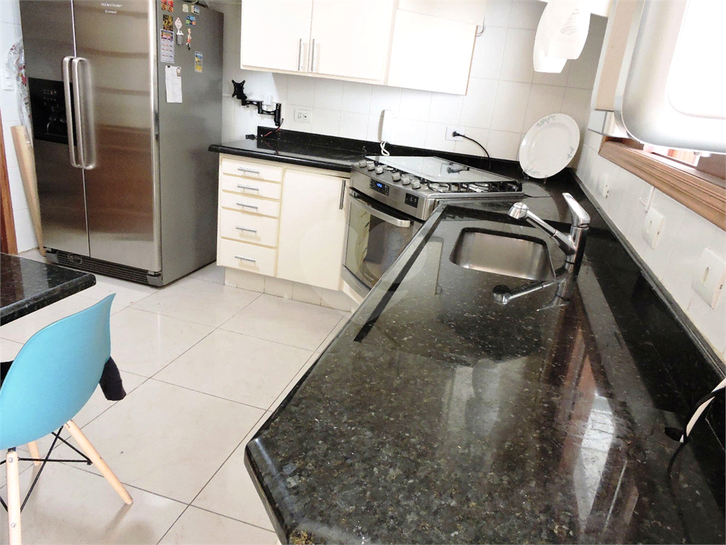 Cond. fechado, 110 metros - Tremembé -  Vl Irmãos Arnoni -  Sobrado  3 dorm. 2 vagas 