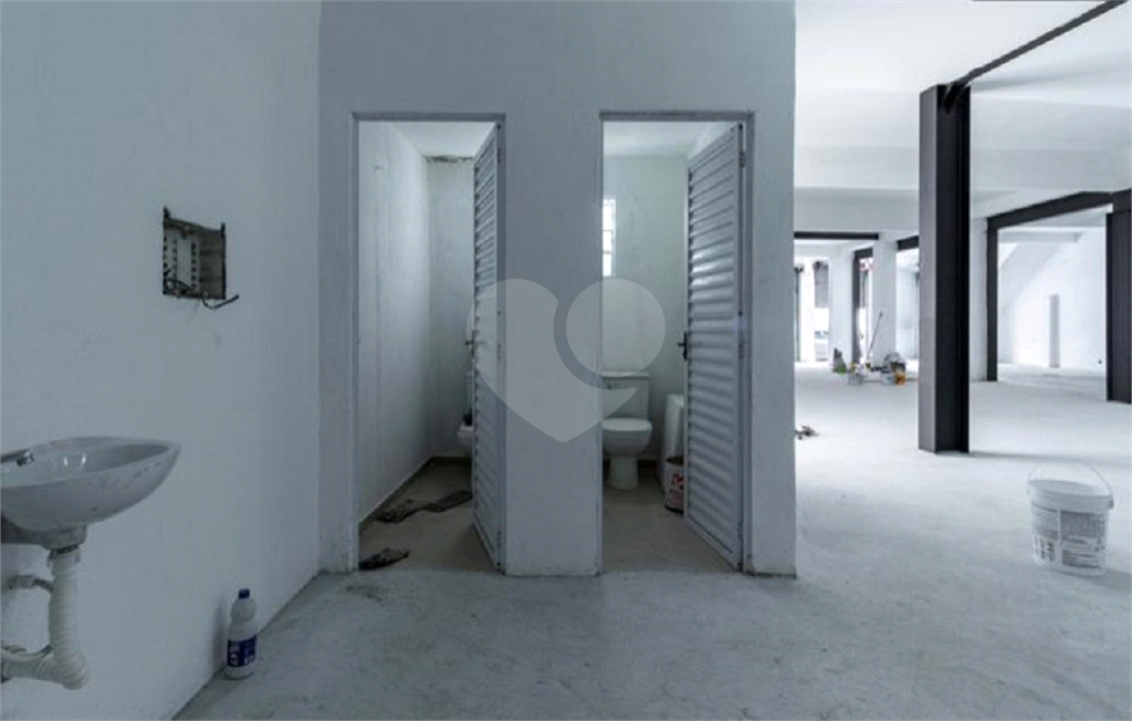Salão Comercial Todo Reformado com 420m² Jaçanã!!!