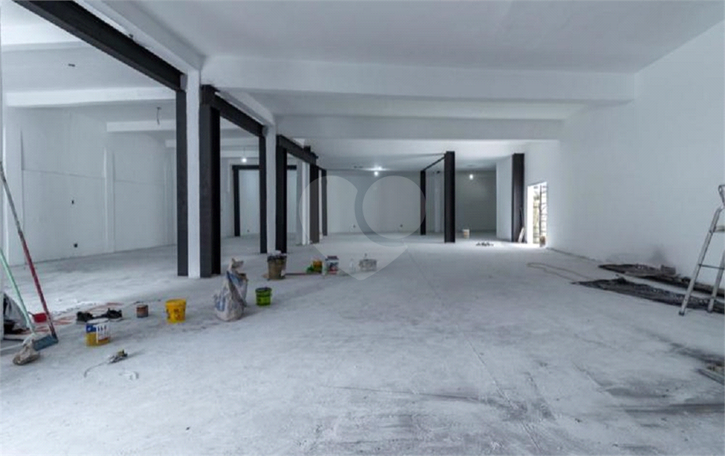 Salão Comercial Todo Reformado com 420m² Jaçanã!!!