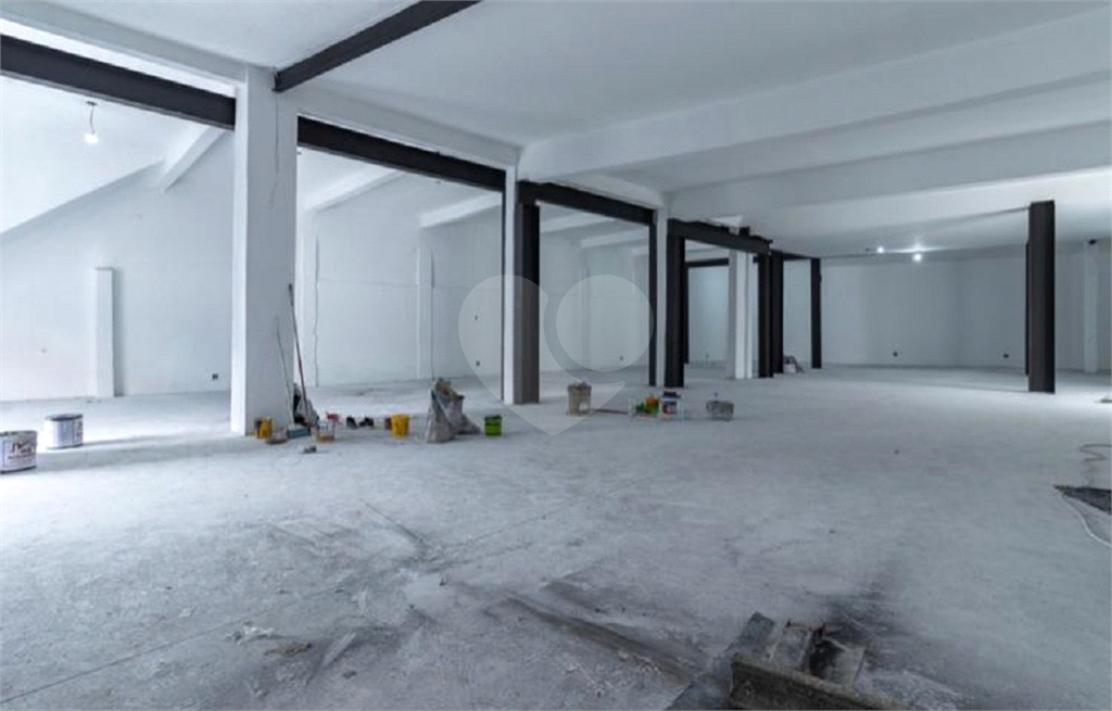 Salão Comercial Todo Reformado com 420m² Jaçanã!!!