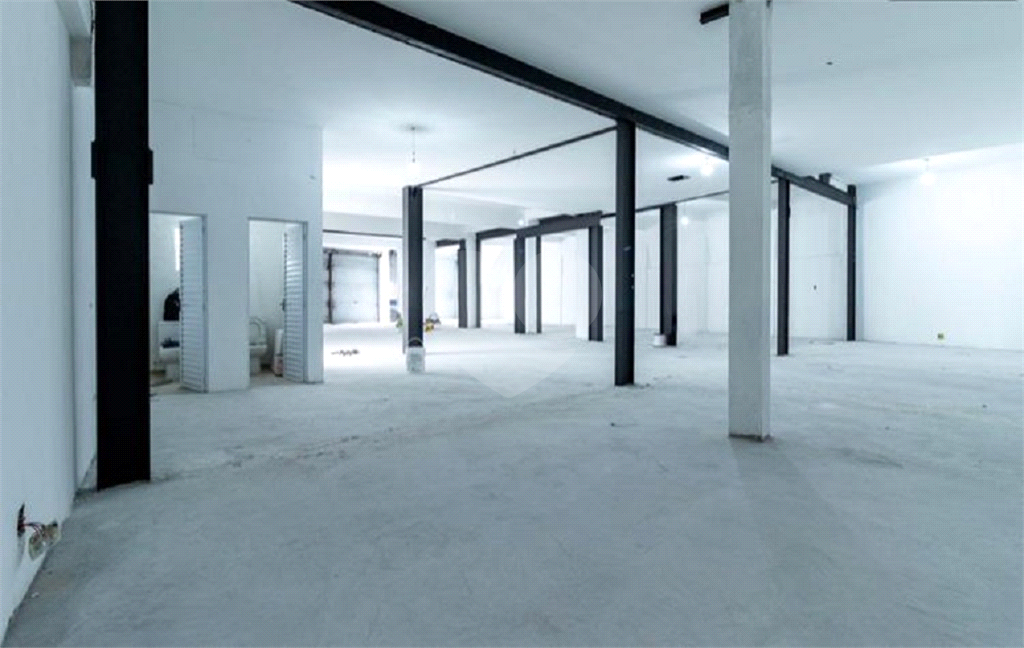 Salão Comercial Todo Reformado com 420m² Jaçanã!!!