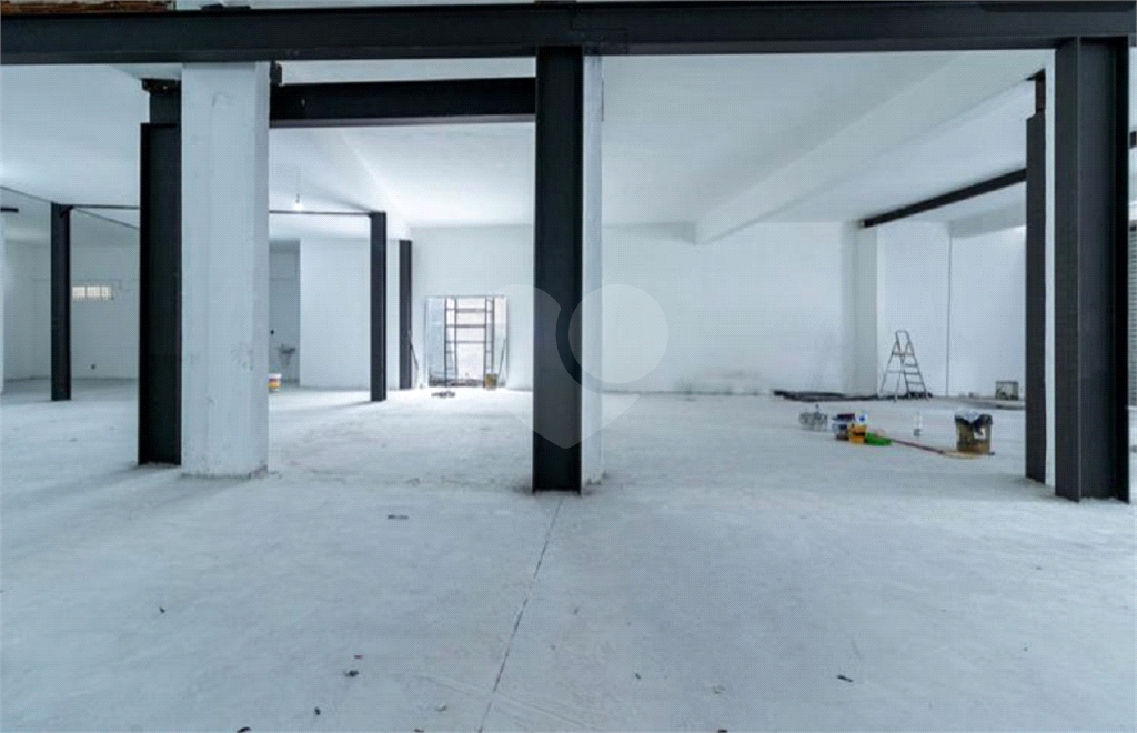 Salão Comercial Todo Reformado com 420m² Jaçanã!!!