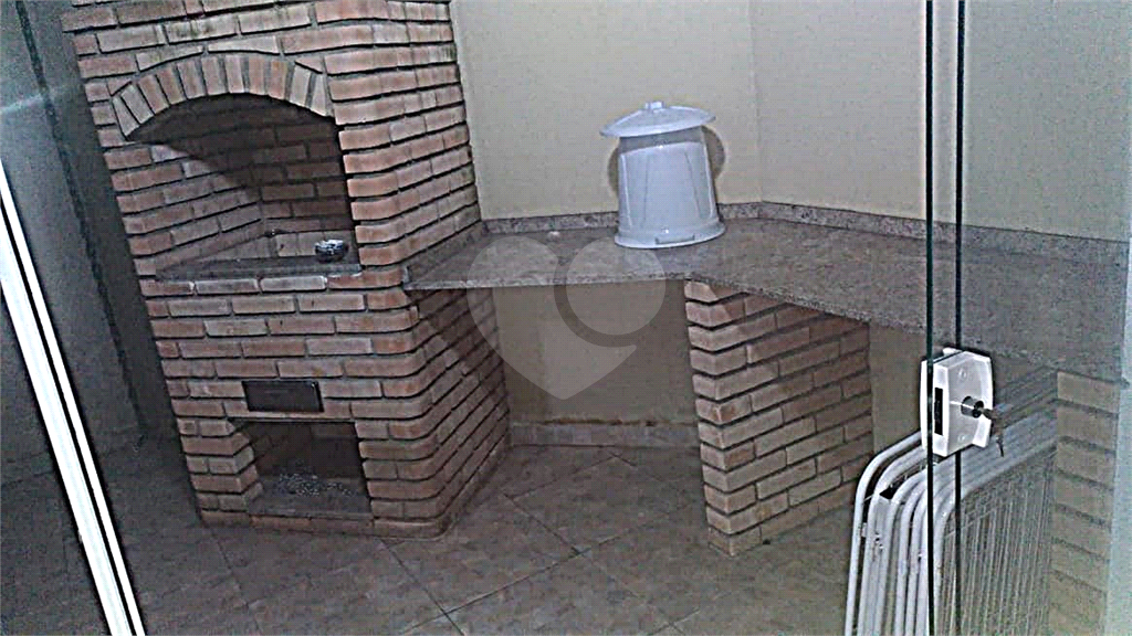 Sobrado em condomínio fechado. 130m²  8 minutos para o Metrô