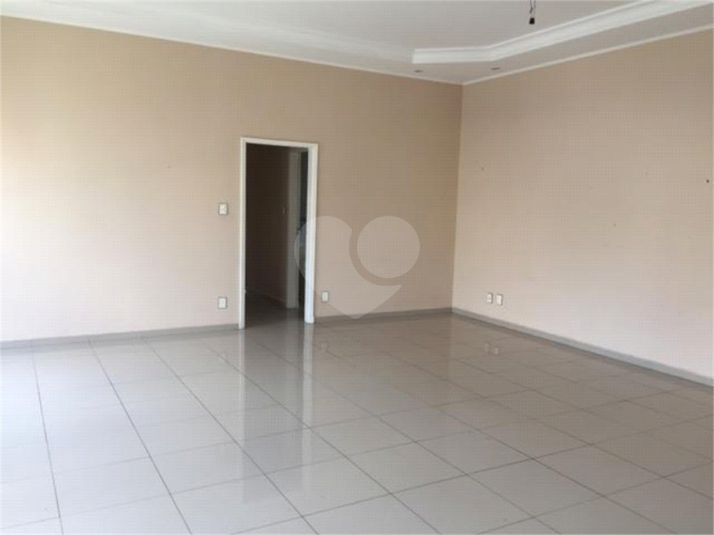 Apartamento em Vila Anglo Brasileira