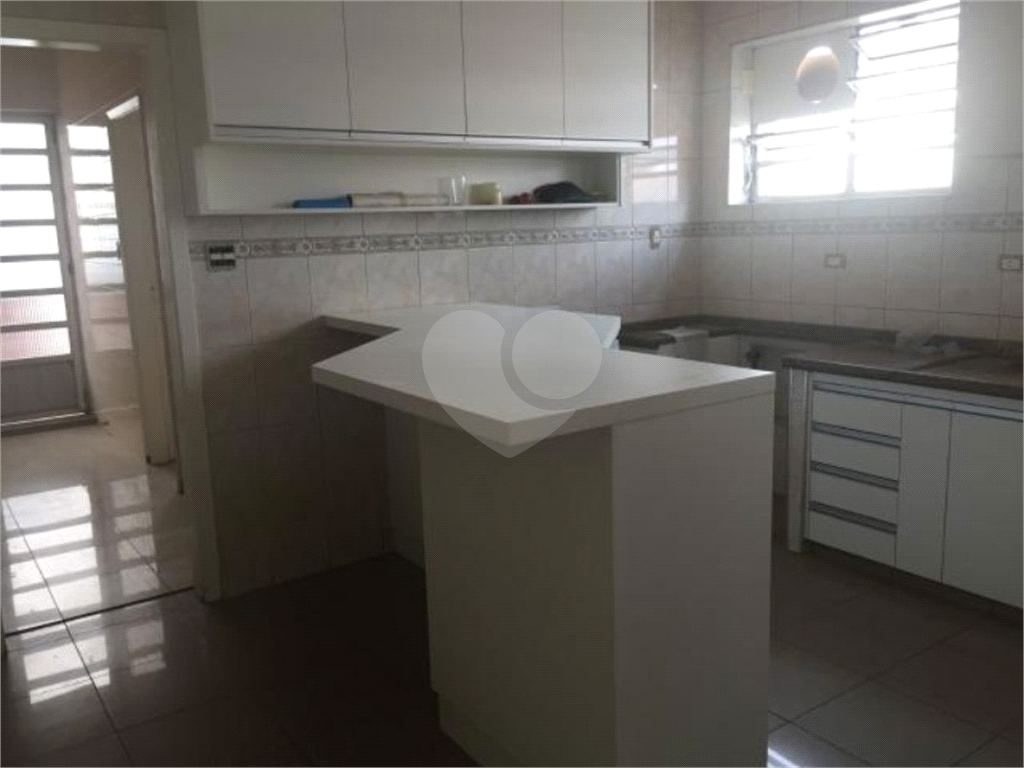 Apartamento em Vila Anglo Brasileira