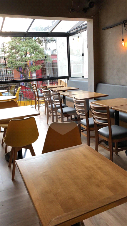 SOBRADO em PINHEIROS