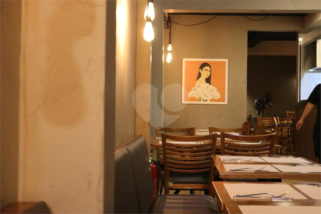 SOBRADO em PINHEIROS