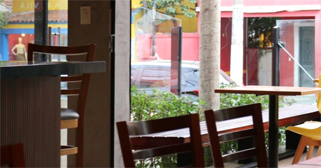 SOBRADO em PINHEIROS