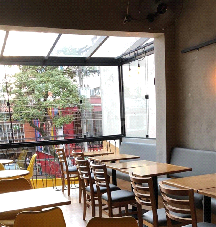 SOBRADO em PINHEIROS