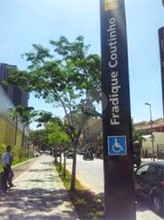 SOBRADO em PINHEIROS