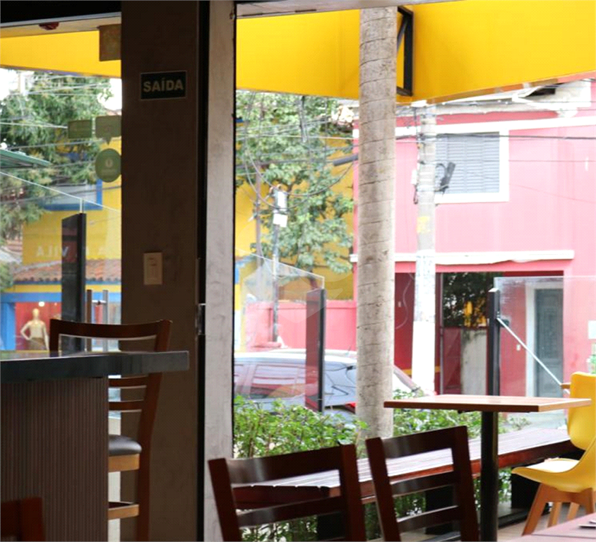 SOBRADO em PINHEIROS