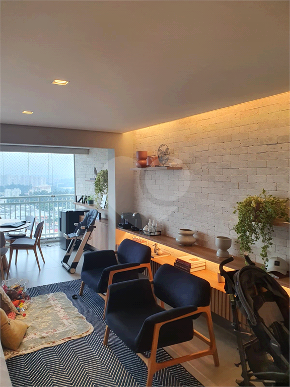 Apartamento à venda no Condomínio Espaço Raposo, no Jardim Olympia