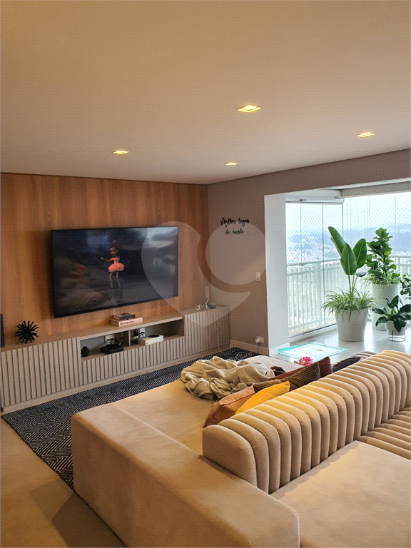 Apartamento à venda no Condomínio Espaço Raposo, no Jardim Olympia