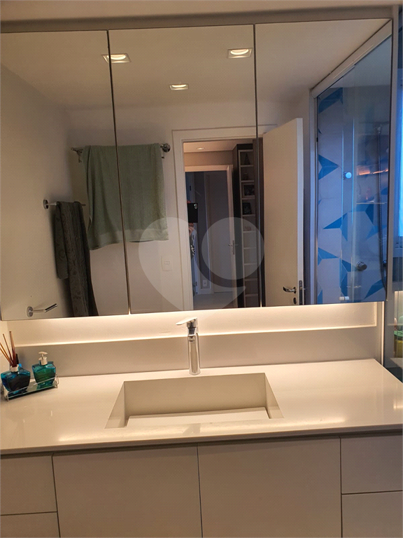 Apartamento à venda no Condomínio Espaço Raposo, no Jardim Olympia