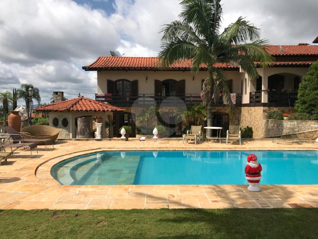 Casa (Sítios) em Ibiuna 