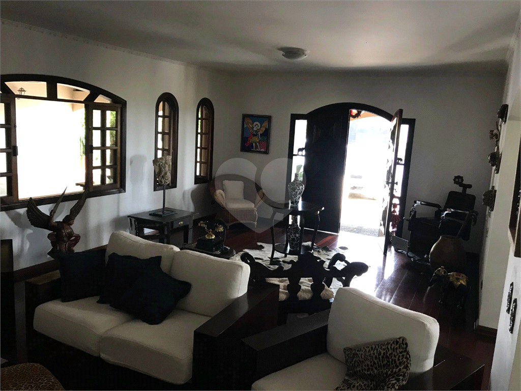 Casa (Sítios) em Ibiuna 