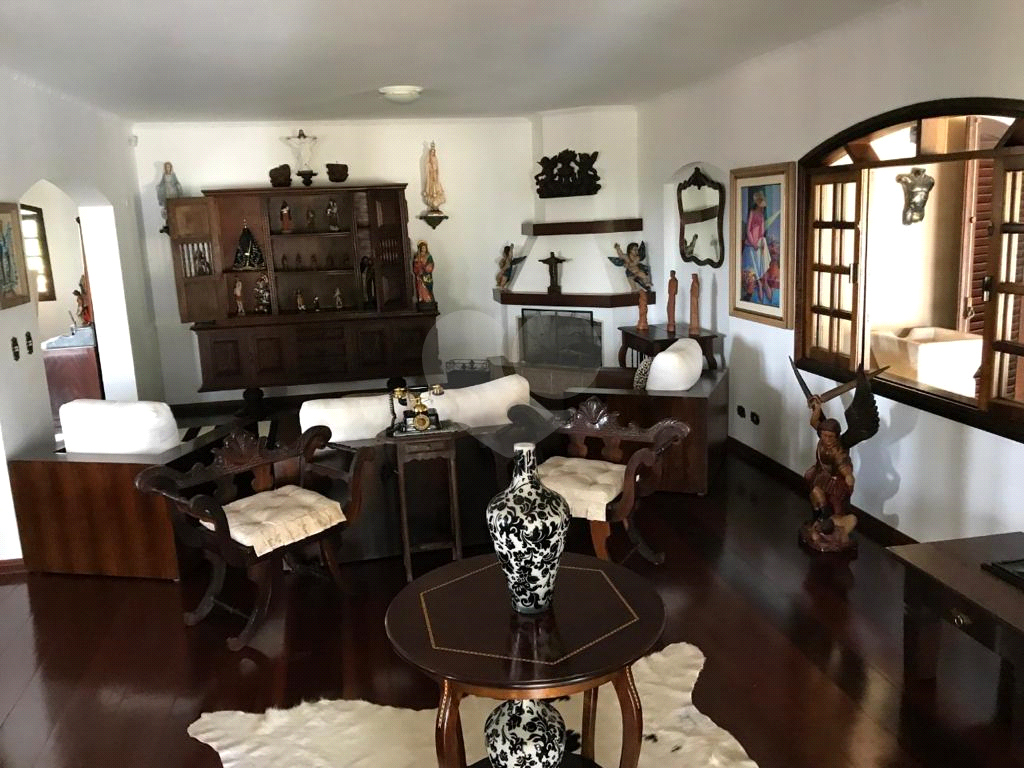 Casa (Sítios) em Ibiuna 