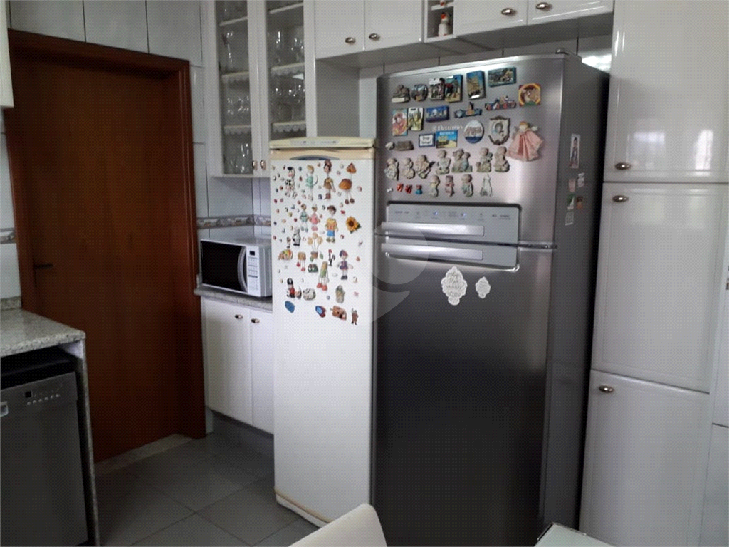 SOBRADO AMPLO COM 4 DORMITORIOS VISÃO PARA SERRA