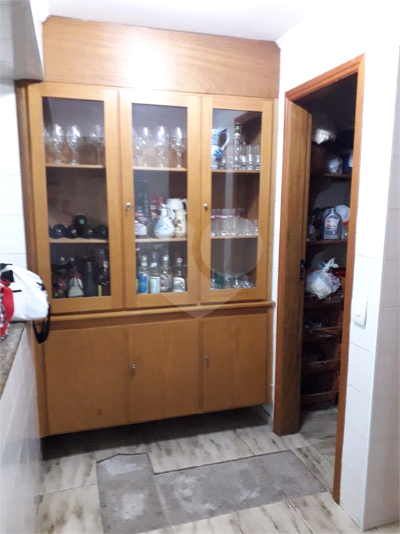 SOBRADO AMPLO COM 4 DORMITORIOS VISÃO PARA SERRA