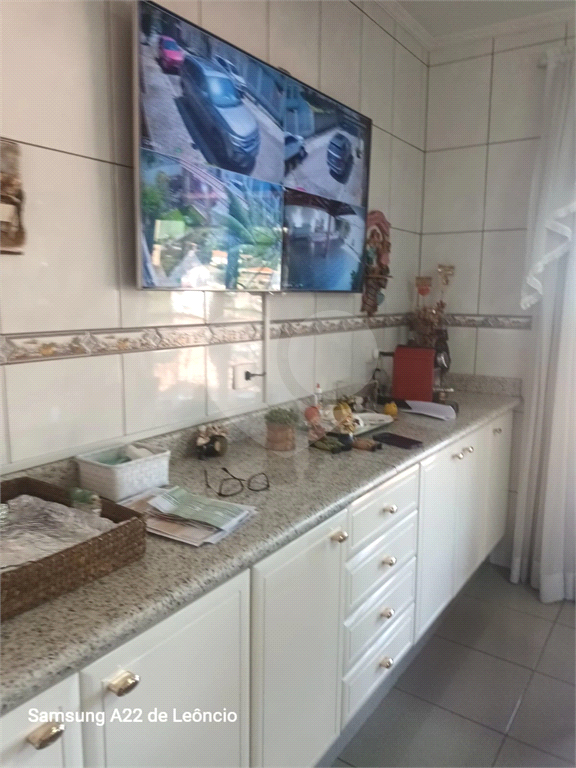 SOBRADO AMPLO COM 4 DORMITORIOS VISÃO PARA SERRA