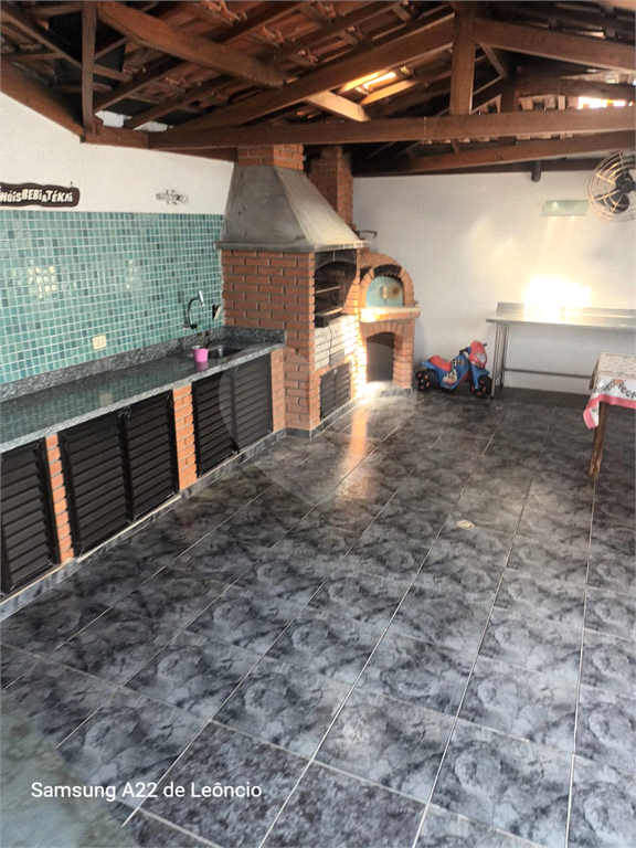 SOBRADO AMPLO COM 4 DORMITORIOS VISÃO PARA SERRA