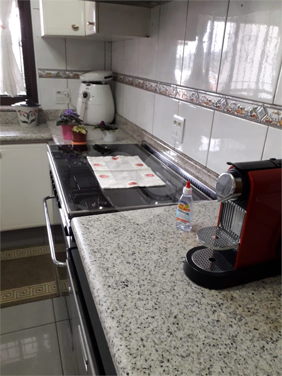 SOBRADO AMPLO COM 4 DORMITORIOS VISÃO PARA SERRA