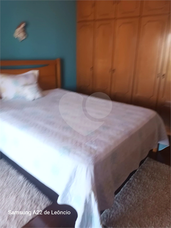 SOBRADO AMPLO COM 4 DORMITORIOS VISÃO PARA SERRA