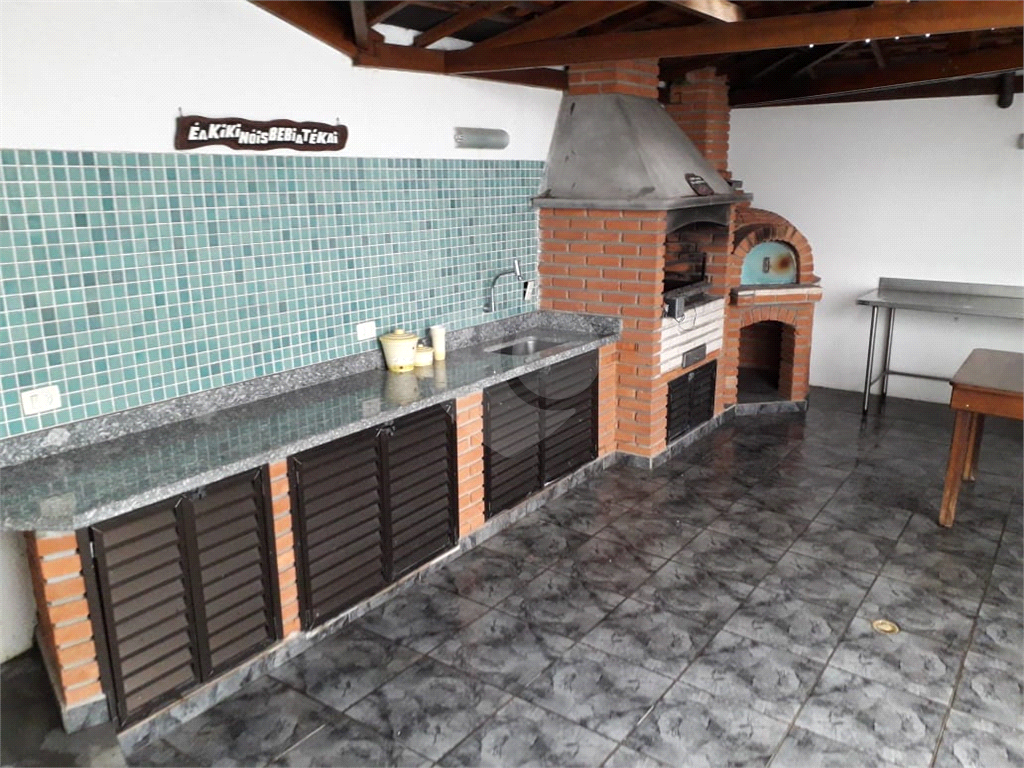 SOBRADO AMPLO COM 4 DORMITORIOS VISÃO PARA SERRA