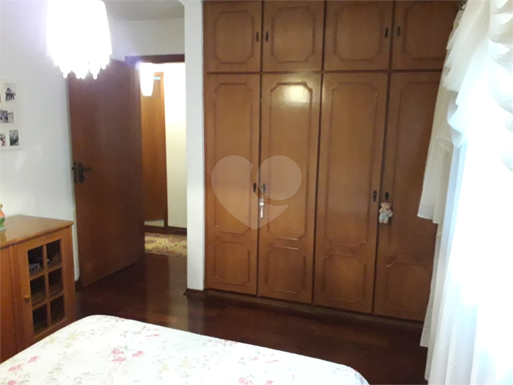 SOBRADO AMPLO COM 4 DORMITORIOS VISÃO PARA SERRA