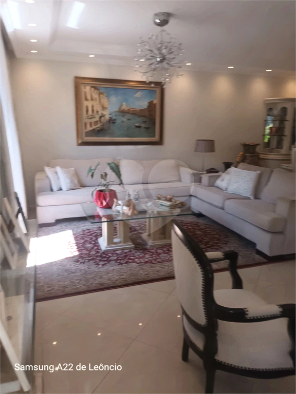 SOBRADO AMPLO COM 4 DORMITORIOS VISÃO PARA SERRA